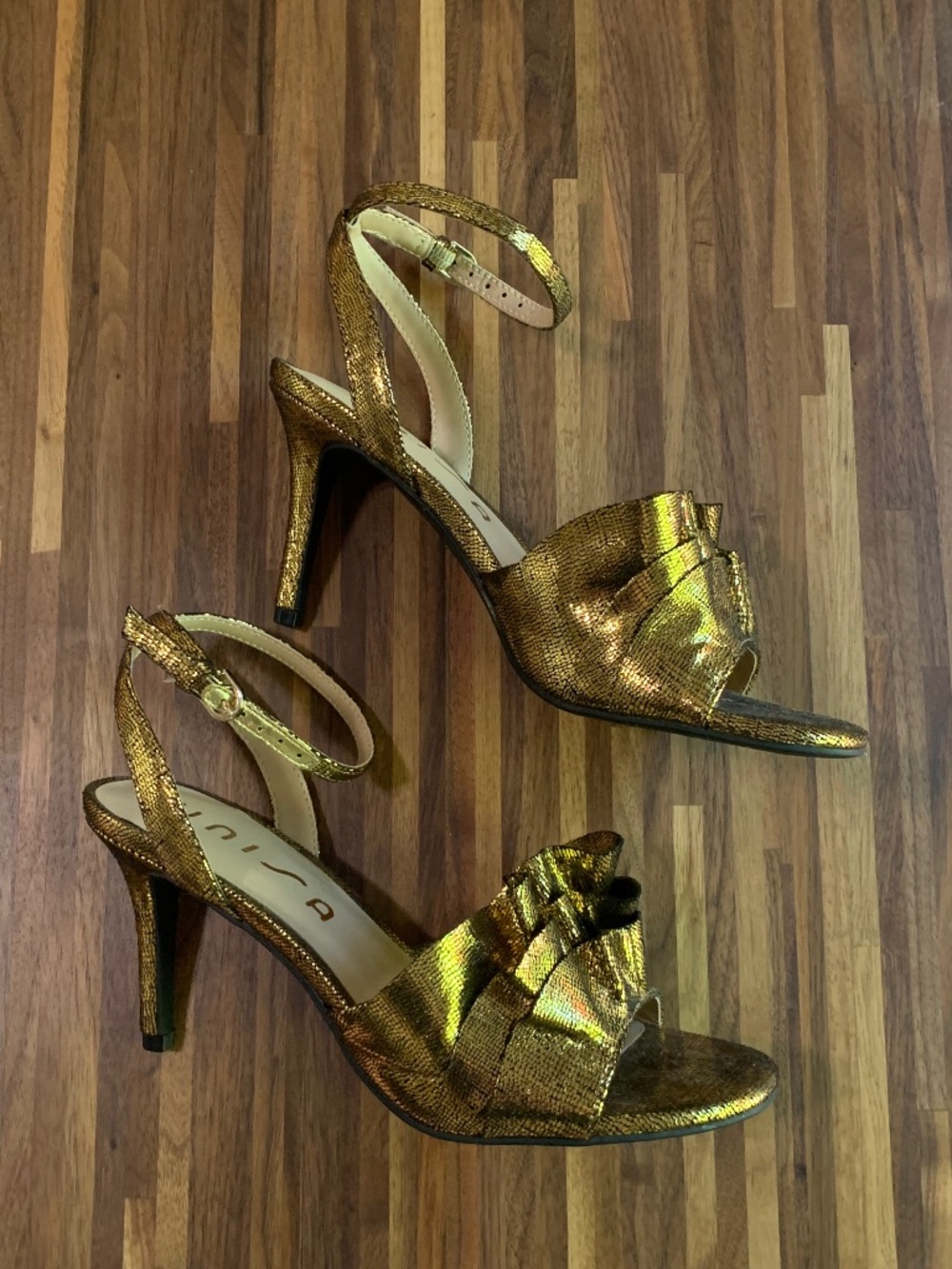 Unisa Gold Ruffle Heels - Picture 3 of 10